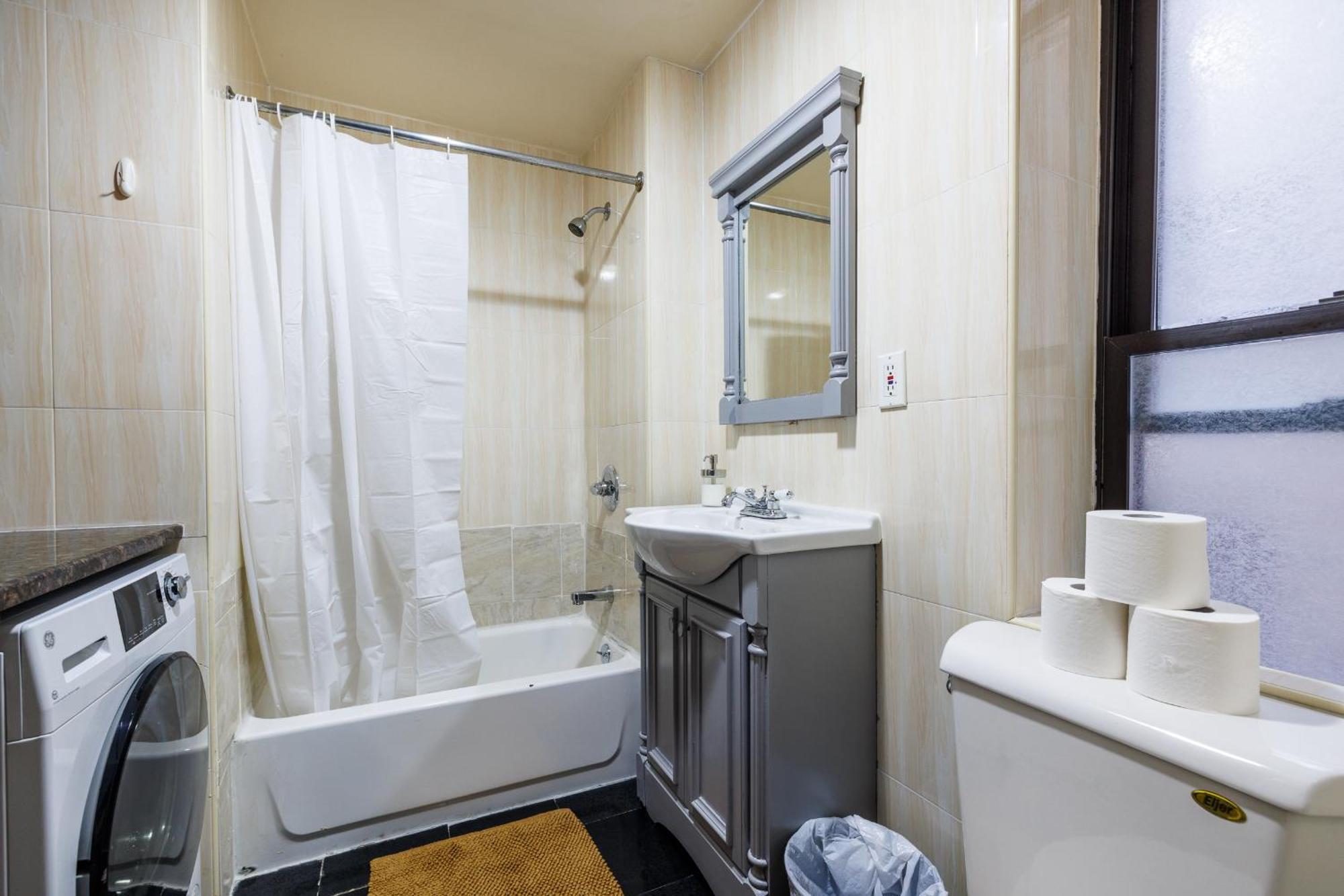 Discover The Comfort Of Columbia University Properties Нью-Йорк Екстер'єр фото